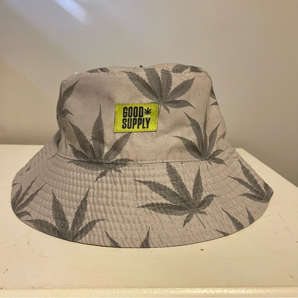 Good supply bucket hat